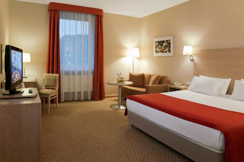 Holiday Inn Moscow Lesnaya, An Ihg Hotel Ngoại thất bức ảnh